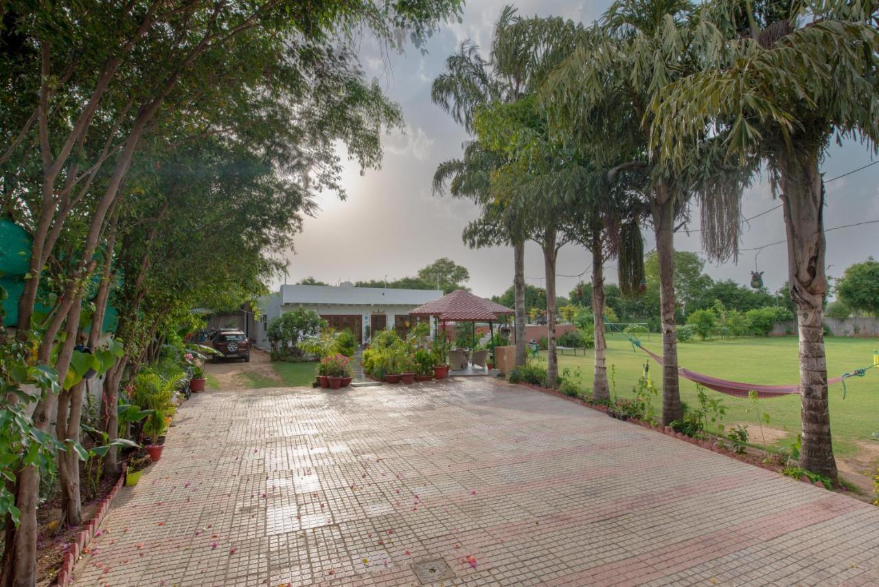 The Singh Farm Cosy Private Pool Farm Villa Gurgaon Ngoại thất bức ảnh
