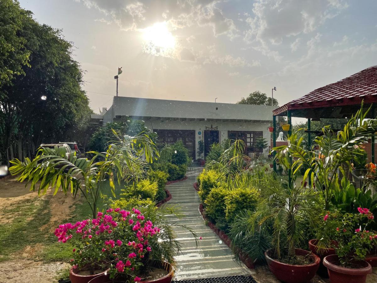 The Singh Farm Cosy Private Pool Farm Villa Gurgaon Ngoại thất bức ảnh