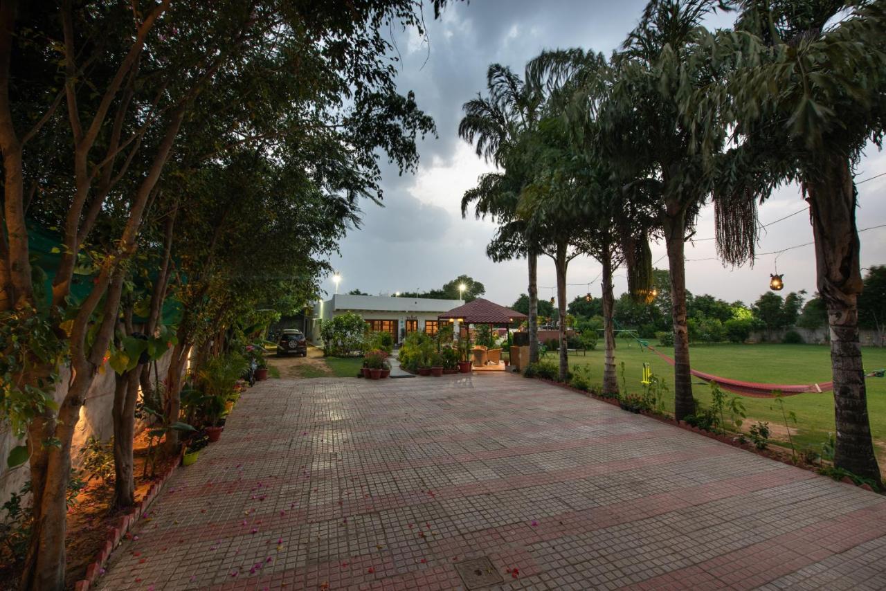 The Singh Farm Cosy Private Pool Farm Villa Gurgaon Ngoại thất bức ảnh