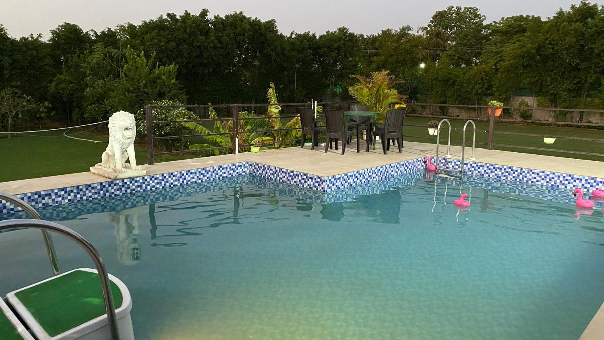 The Singh Farm Cosy Private Pool Farm Villa Gurgaon Ngoại thất bức ảnh